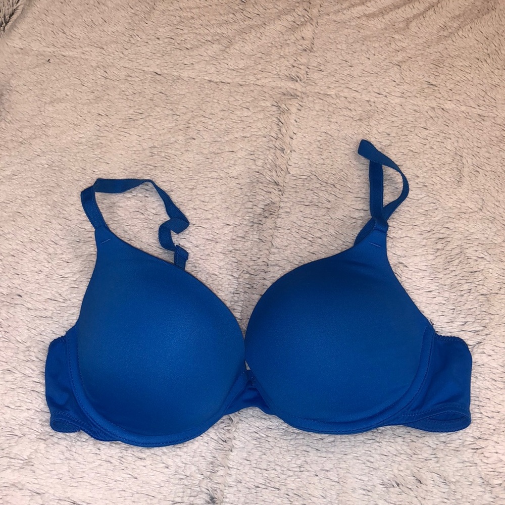 Victoria’s Secret PINK push up bra